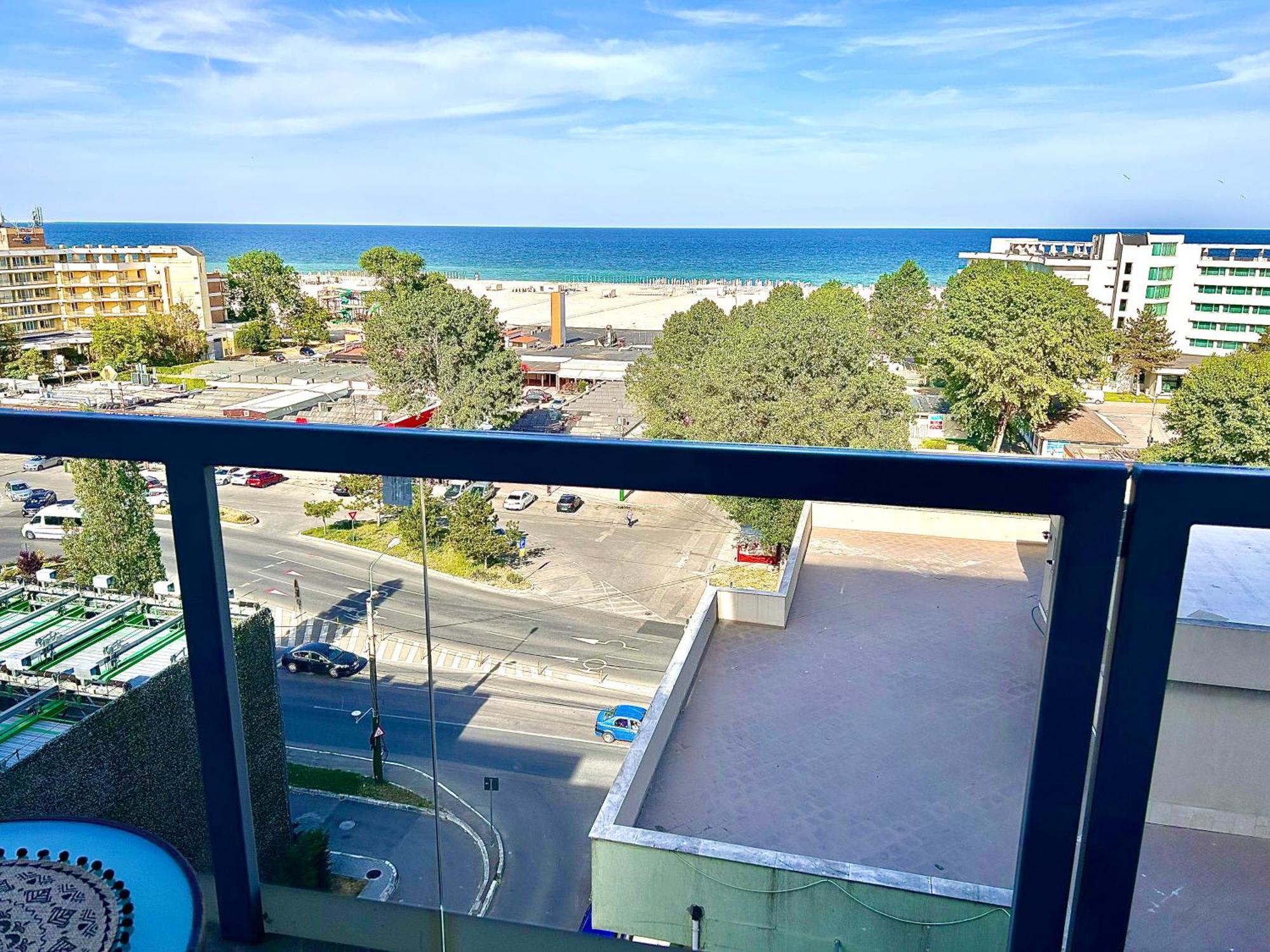 Marcony Boutique Apartments Mamaia Exterior photo